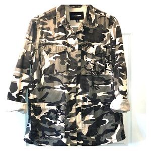 Camouflage print oversized jacket with pockets